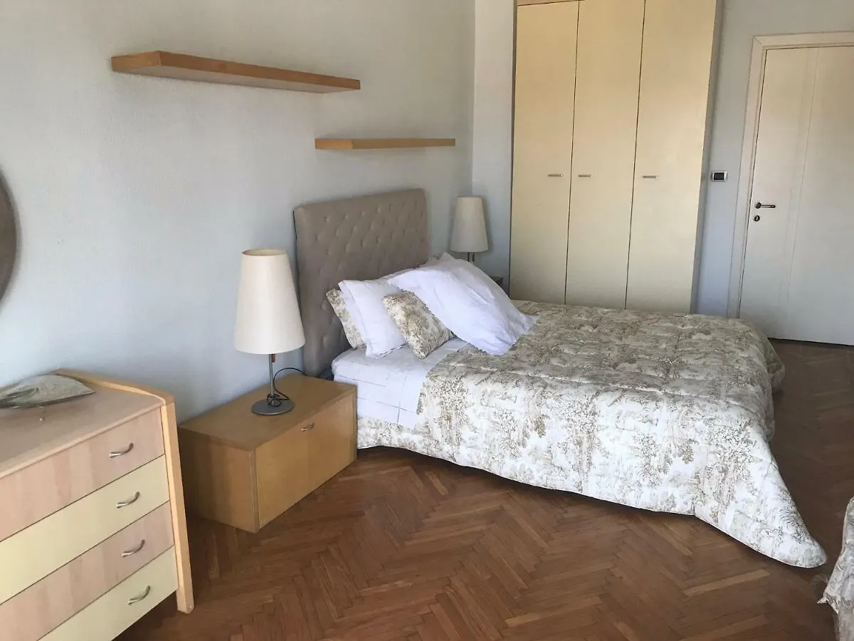 Leoni Charminghouse Apartment Milan
