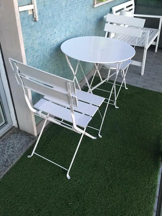 Leoni Charminghouse Apartment Milan 0*,  Italy